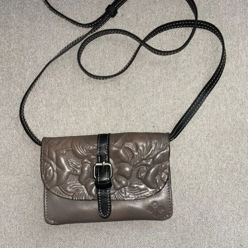 Patricia Nash Stone Tooled Leather Torri Crossbody NWT